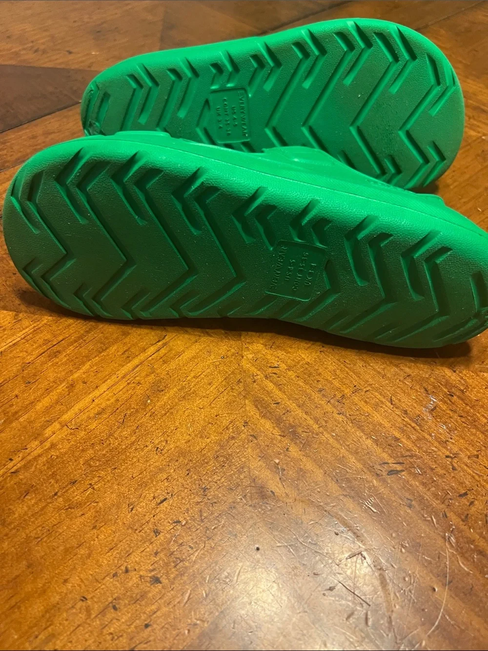 totes Bright Green Adjustable Kids Sandals